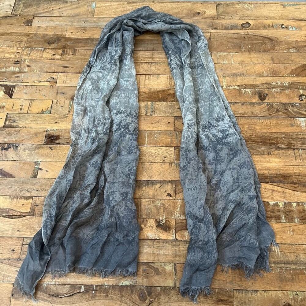 Banana Republic Gray Sheer Snakeskin Print Scarf OS Silk Wool Blend